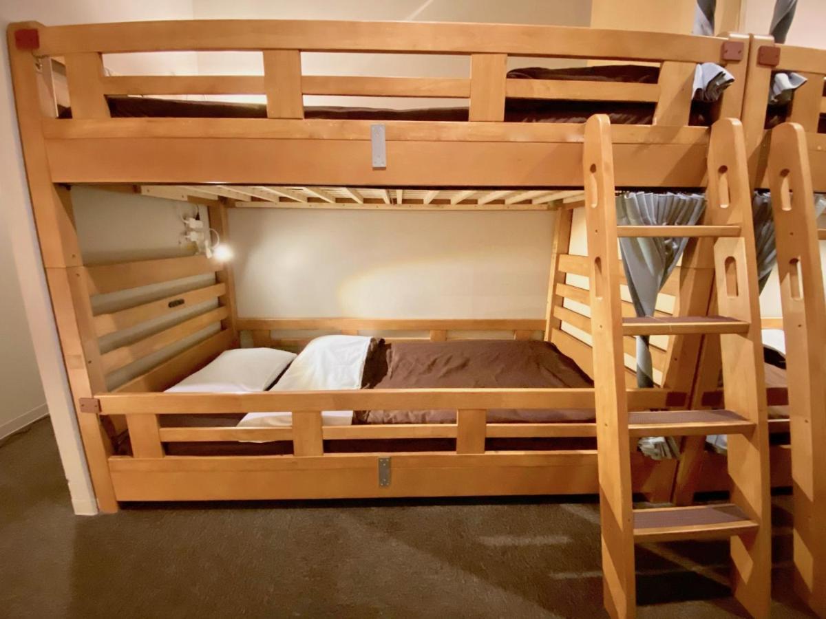 Osaka Guesthouse Nest Екстер'єр фото